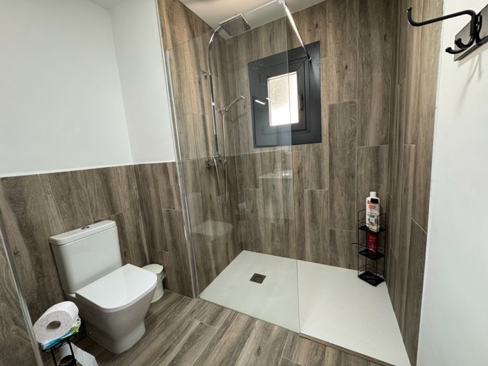 Image No.12-5 Bed Villa for sale