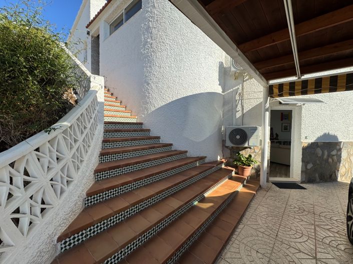 Image No.23-5 Bed Villa for sale