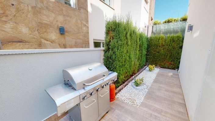 Image No.20-4 Bed Villa for sale