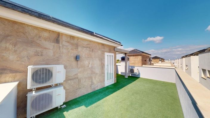 Image No.30-4 Bed Villa for sale