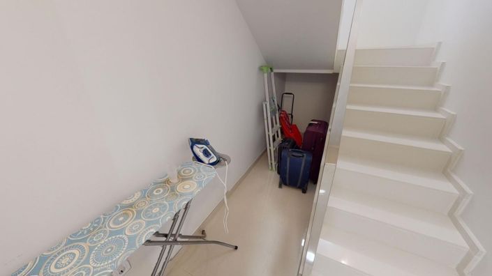 Image No.35-4 Bed Villa for sale