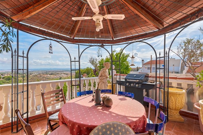 Image No.20-4 Bed Villa for sale