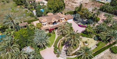 5 Bed Villa for sale