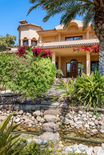 Image No.10-5 Bed Villa for sale