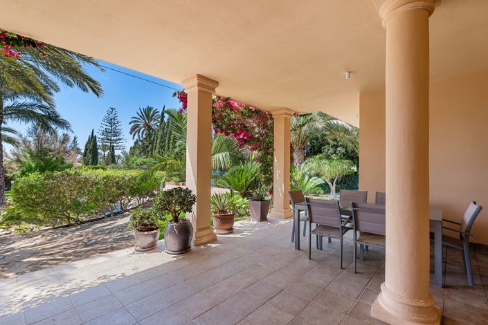 Image No.12-5 Bed Villa for sale