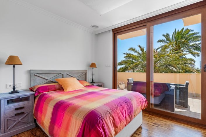 Image No.46-5 Bed Villa for sale