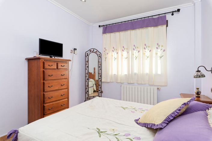 Image No.19-3 Bed Country Property for sale