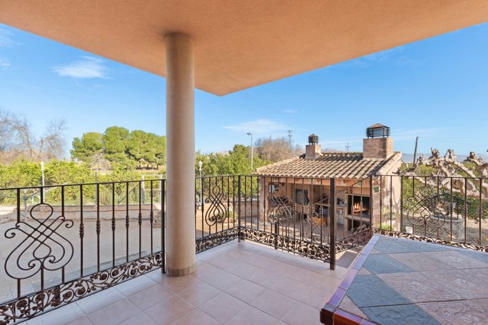 Image No.35-3 Bed Country Property for sale