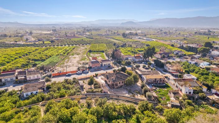 Image No.46-3 Bed Country Property for sale