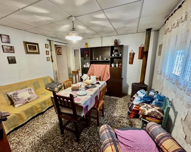 Image No.10-4 Bed Country Property for sale