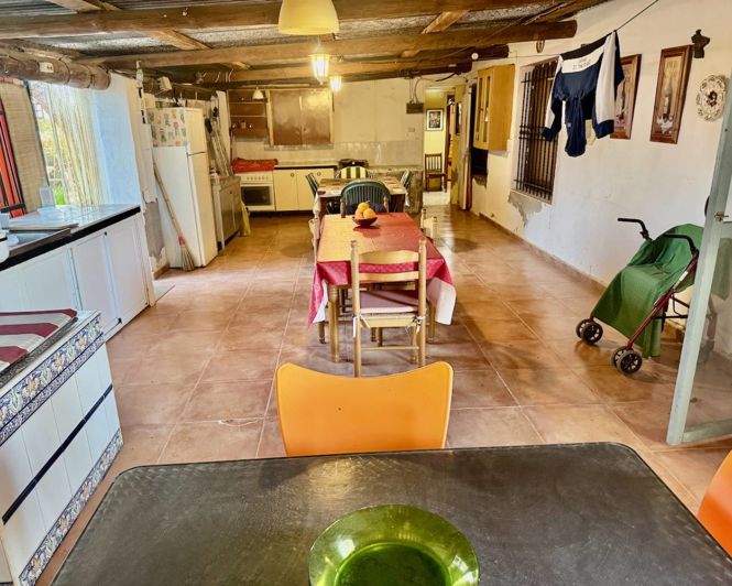 Image No.4-4 Bed Country Property for sale