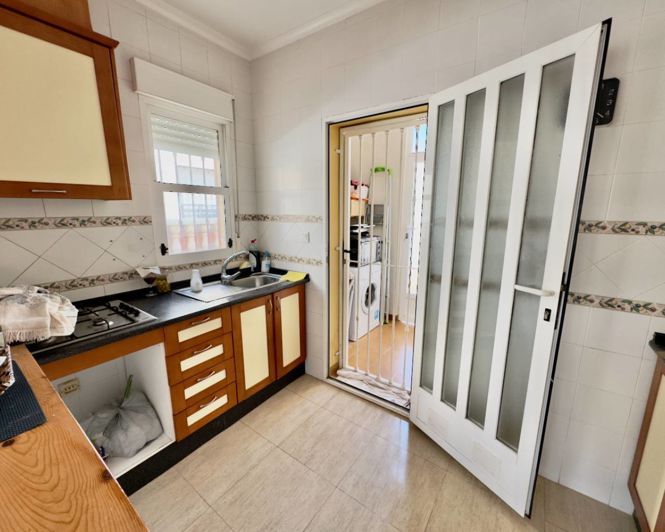 Image No.3-3 Bed Villa for sale