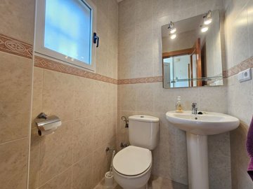 frontpic37-be550