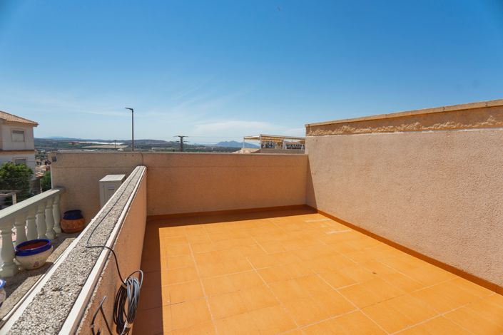 Image No.37-4 Bed Villa for sale