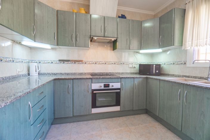 Image No.8-4 Bed Villa for sale