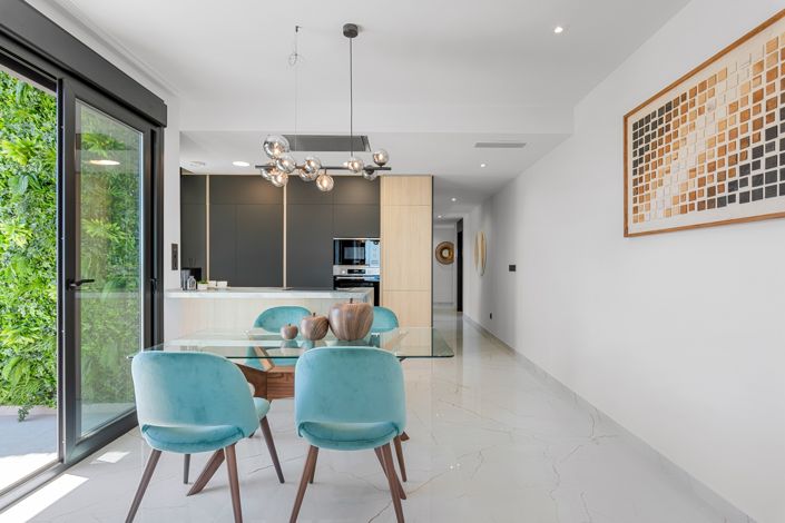 Image No.11-3 Bed Apartment for sale