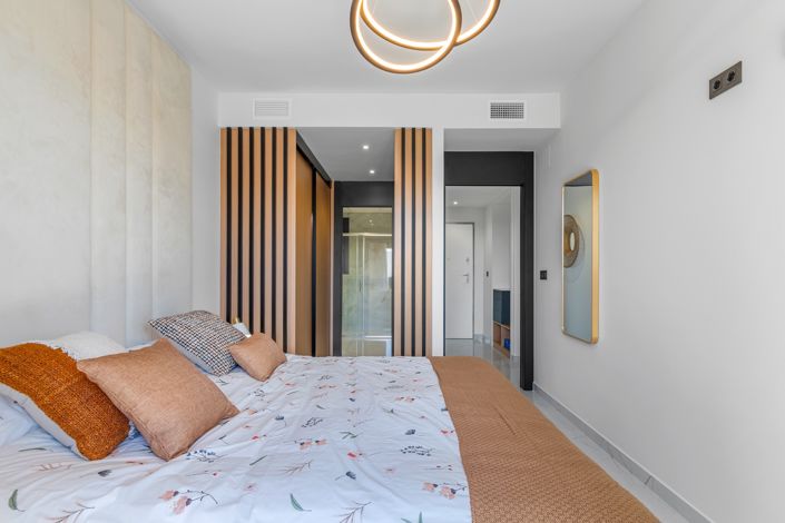 Image No.15-3 Bed Apartment for sale