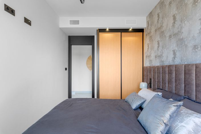 Image No.21-3 Bed Apartment for sale