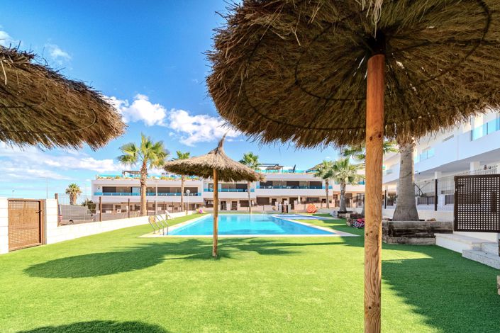 Image No.24-3 Bed Townhouse for sale