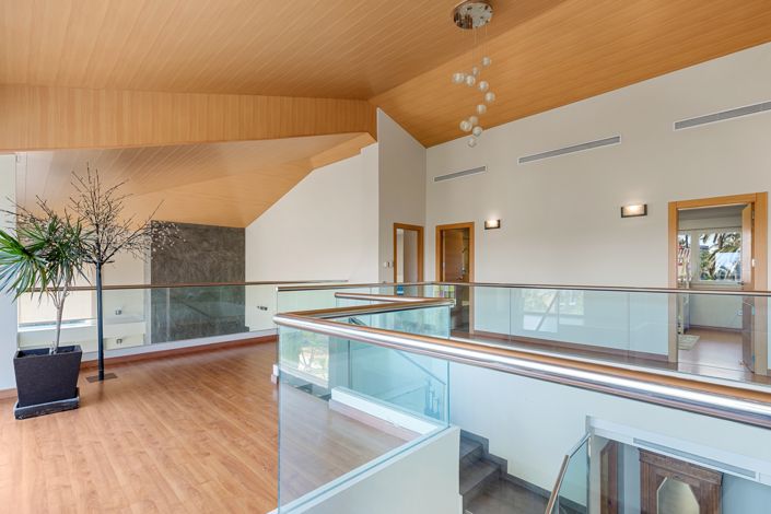 Image No.29-5 Bed Villa for sale