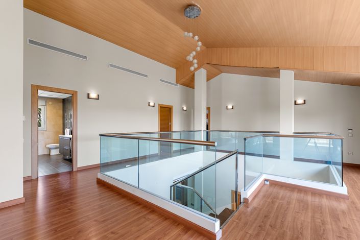 Image No.30-5 Bed Villa for sale