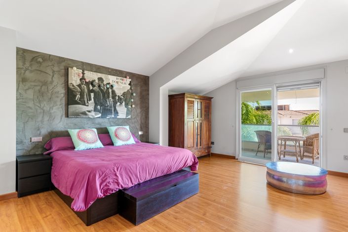 Image No.31-5 Bed Villa for sale