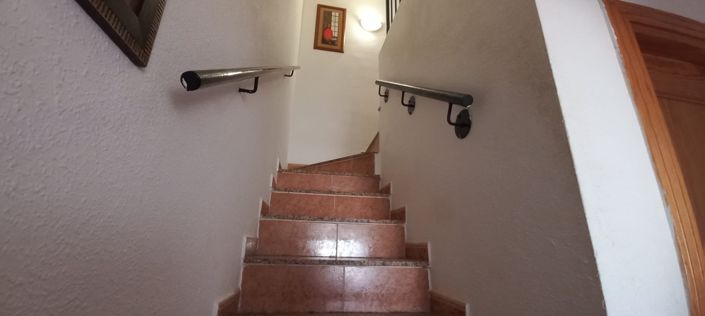 Image No.20-3 Bed Property for sale