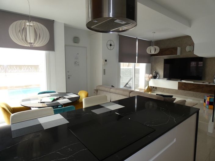 Image No.12-3 Bed Villa for sale