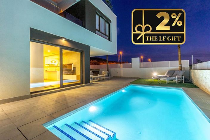 Image No.1-3 Bed Villa for sale
