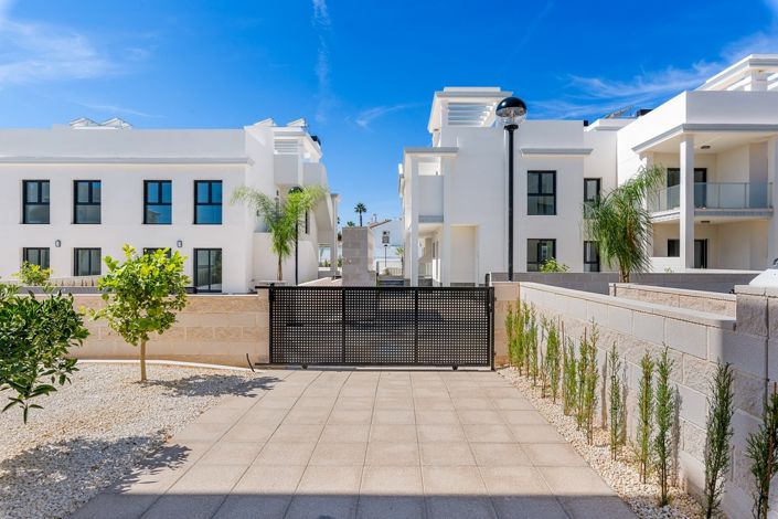 Image No.20-2 Bed Apartment for sale