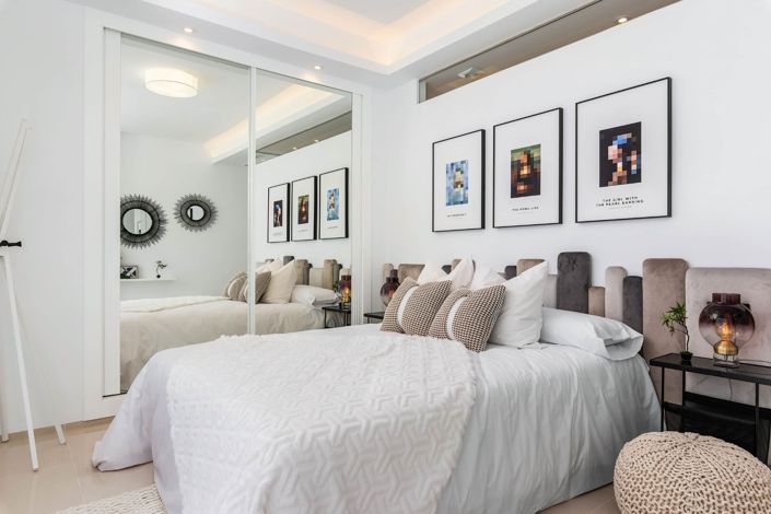 Image No.8-3 Bed Property for sale