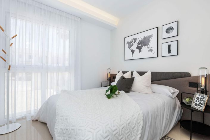 Image No.9-3 Bed Property for sale