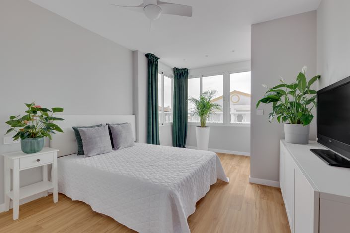 Image No.7-3 Bed Townhouse for sale