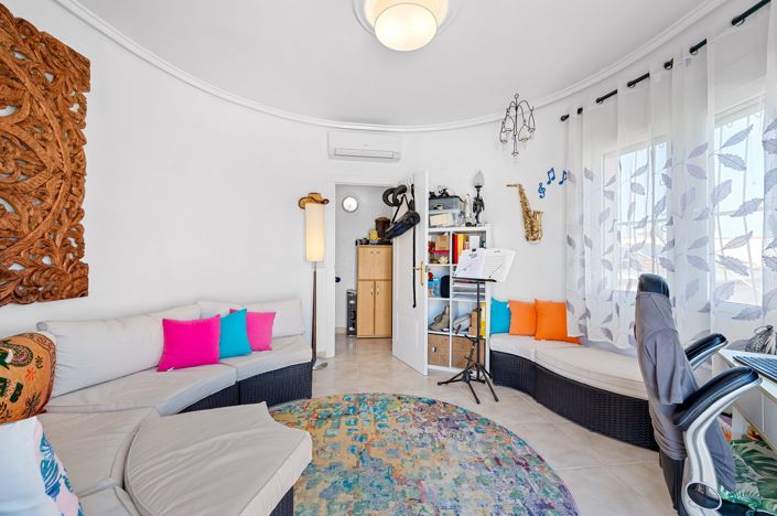 Image No.21-5 Bed Villa for sale