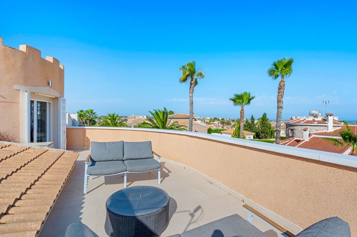 Image No.23-5 Bed Villa for sale