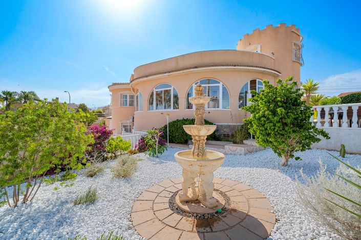 Image No.3-5 Bed Villa for sale