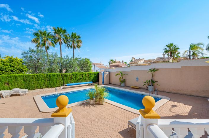 Image No.38-5 Bed Villa for sale