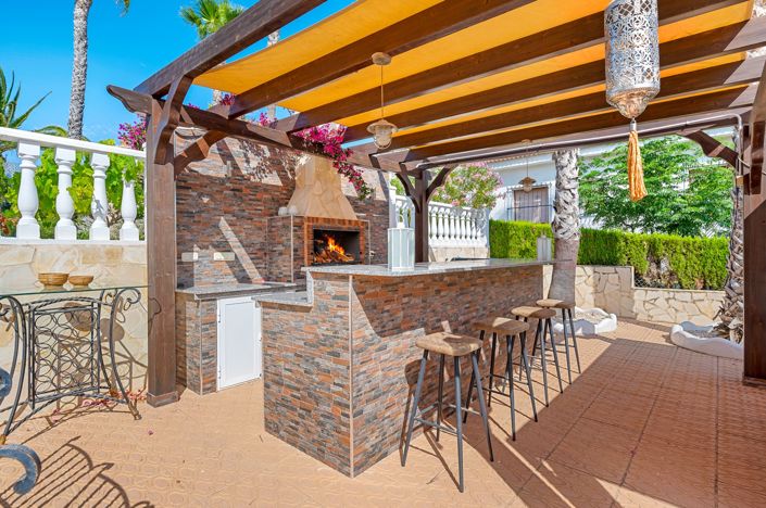 Image No.44-5 Bed Villa for sale