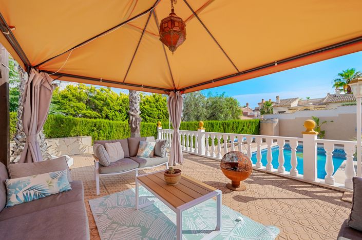 Image No.47-5 Bed Villa for sale