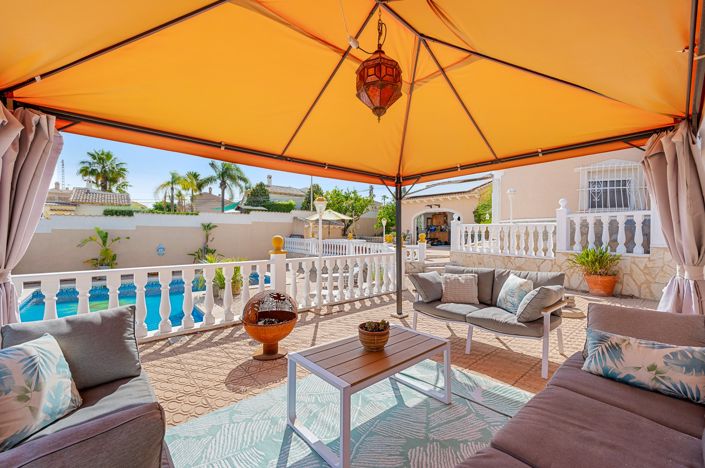 Image No.48-5 Bed Villa for sale