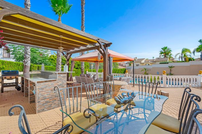 Image No.50-5 Bed Villa for sale