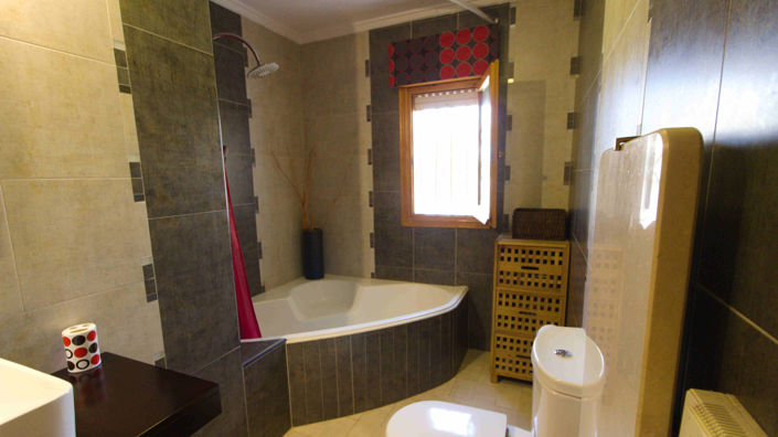 Image No.21-5 Bed Villa for sale