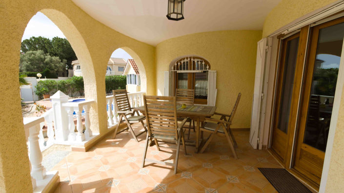 Image No.3-5 Bed Villa for sale