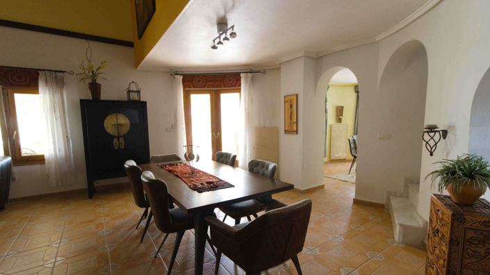 Image No.8-5 Bed Villa for sale