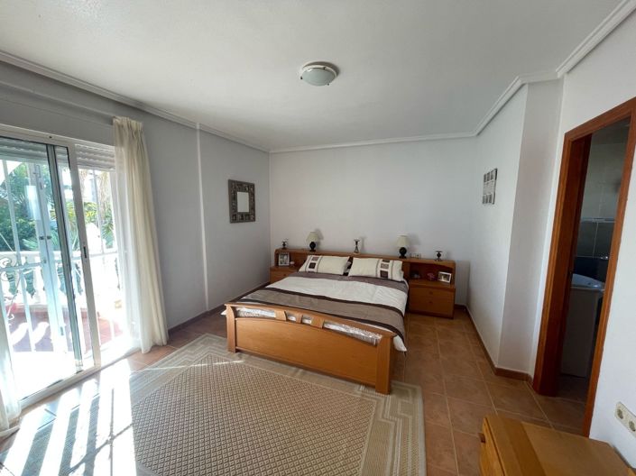 Image No.16-5 Bed Villa for sale