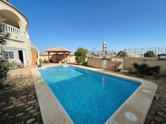 Image No.37-5 Bed Villa for sale