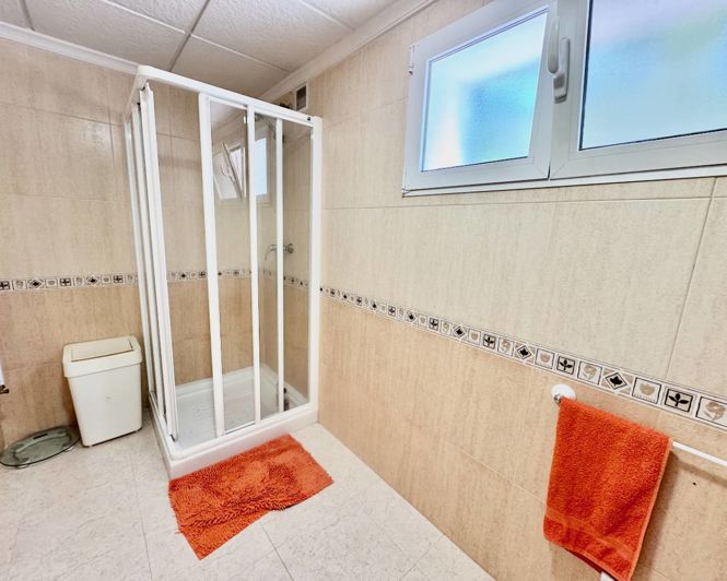 Image No.31-5 Bed Villa for sale