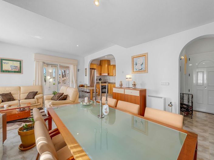 Image No.13-5 Bed Villa for sale