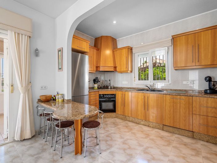 Image No.22-5 Bed Villa for sale