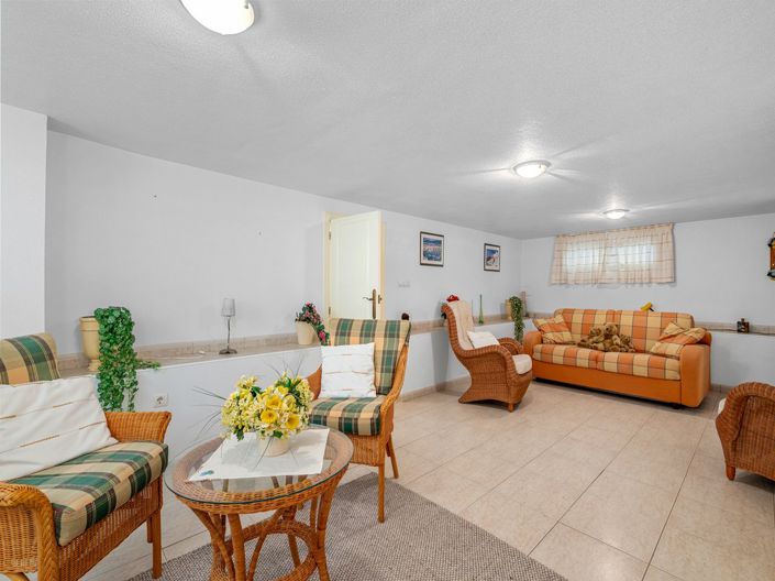 Image No.33-5 Bed Villa for sale